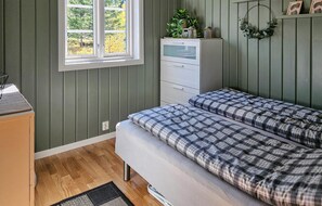 3 bedrooms