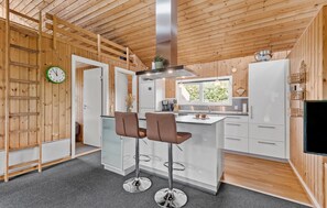 Geladeira, fogão, cooktop, lava-louças