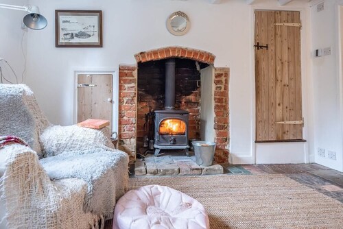 Lilac Cottage, Wenhaston