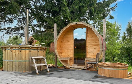 Nice home in Karszewo with Wi-Fi