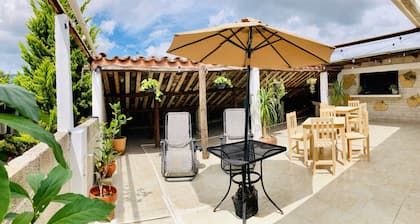 Alhambra Hotel - San Cristóbal de las Casas