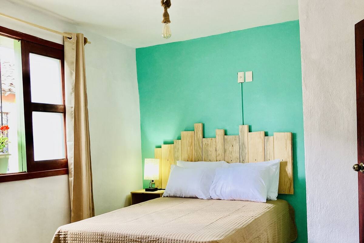 Chambre Standard, 1 grand lit 1 place