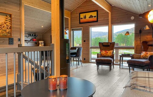 Belle maison de 4 chambres à Bjorli