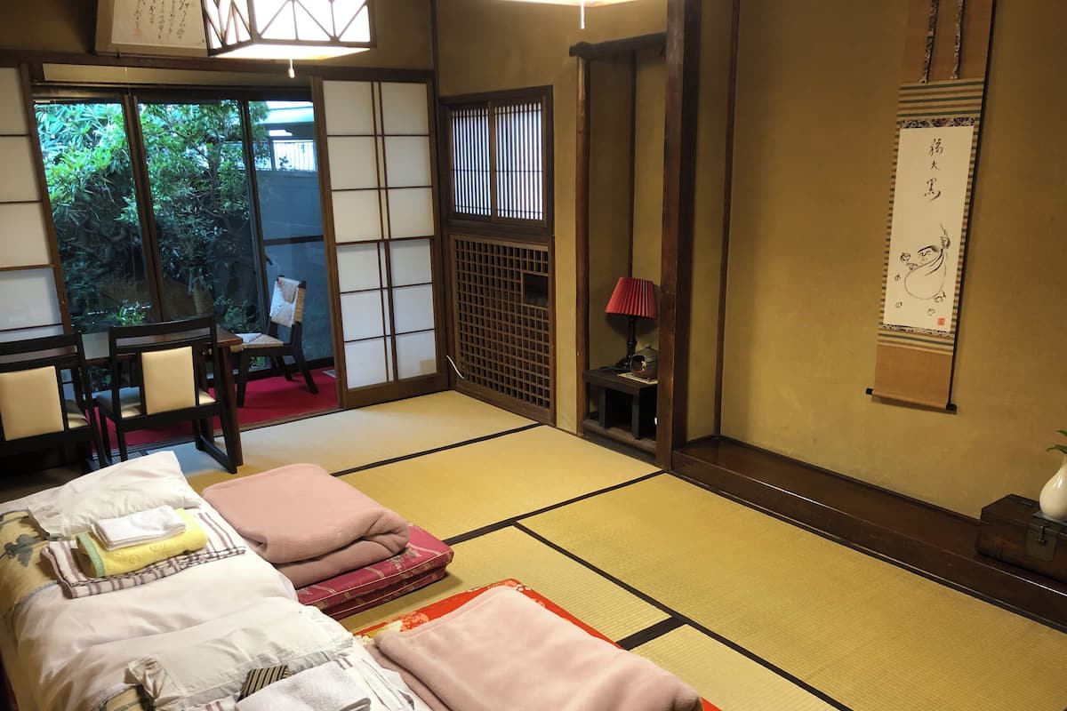 Traditional Triple Room, Garden View | Desk, WiFi (free), bed sheets