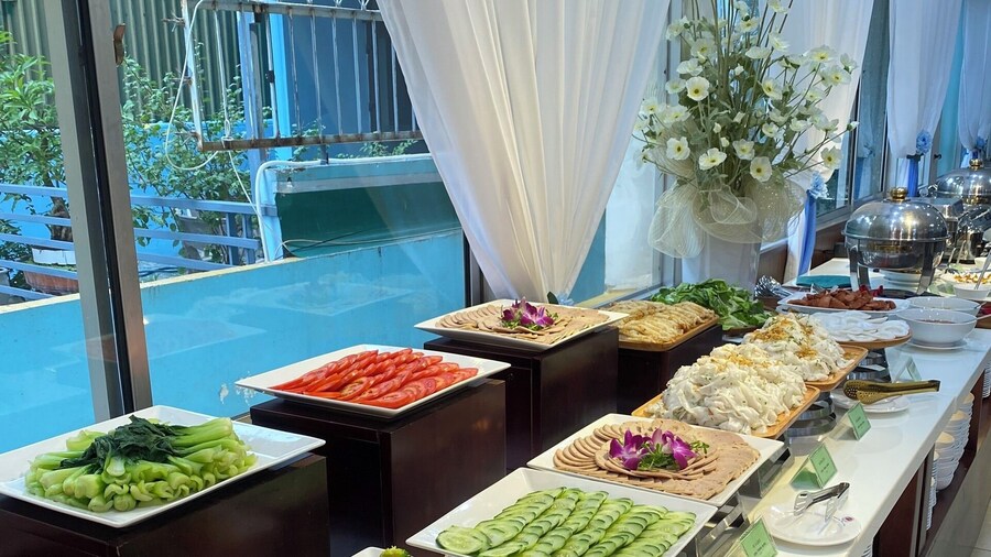 KHACH SAN HUNG VUONG