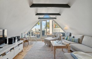 Fernseher, Kamin
