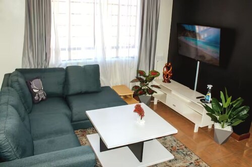 Enjoy a stylish experience at this centrally located abode to the CBD & Airport