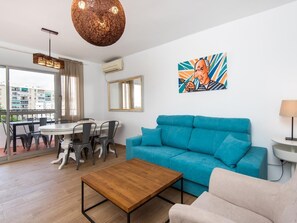 Living area - The 7nd Corner, center apartment (MALAGA)
