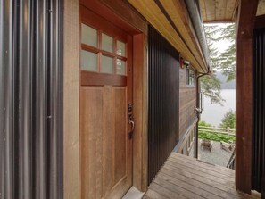 Property grounds - Going Coastal A+B+C | Oceanfront (Port Renfrew)