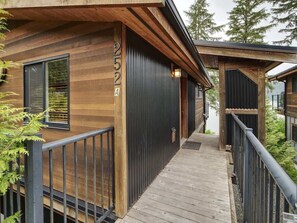 Exterior - Going Coastal A+B+C | Oceanfront (Port Renfrew)