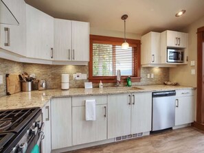 Fridge, coffee/tea maker, cookware/dishes/utensils - Going Coastal A+B | Oceanfront | Pet Friendly (Port Renfrew)