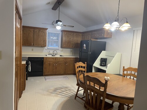 Cozy Home with room for everyone.