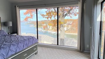 2 chambres, coffres-forts dans les chambres, Wi-Fi, draps fournis