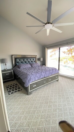2 bedrooms, in-room safe, WiFi, bed sheets