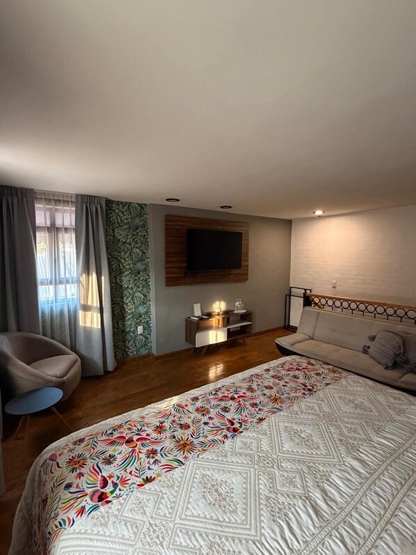 Familjesvit - 1 sovrum - torn | Sängtillbehör av högsta kvalitet, duntäcken och skrivbord