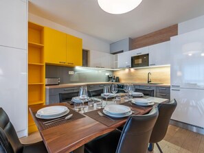 Fridge, microwave, oven, dishwasher