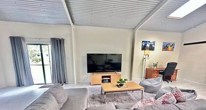 CandE’s Guesthouse