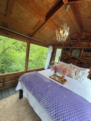 3 chambres, lit parapluie, draps fournis