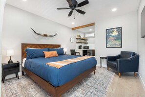 1 habitación, tabla de planchar con plancha, wifi y ropa de cama