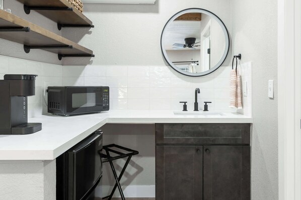 Microones i cafetera i tetera