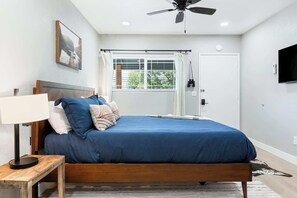 1 soverom, strykejern/-brett, wi-fi og sengetøy