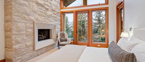 5 chambres, fer et planche à repasser, Wi-Fi, draps fournis