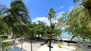 Familierom | Utsikt mot strand/hav