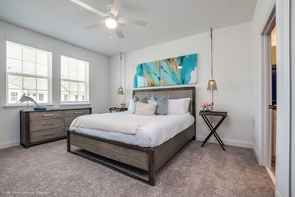 4 bedrooms, iron/ironing board, free WiFi, bed sheets