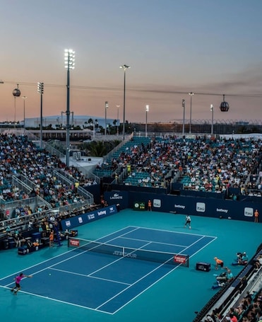 Sport court. BOOK ME, 3mins to Hard Rock Stadium