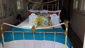 2 Schlafzimmer, Reisekinderbett, Bettwäsche