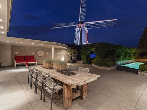 Wonderful villa with pool and whirlpool