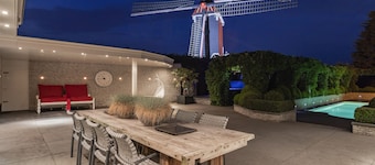 Wonderful villa with pool and whirlpool