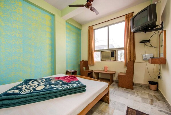 Chambre Double Deluxe, vue ville | Wi-Fi gratuit
