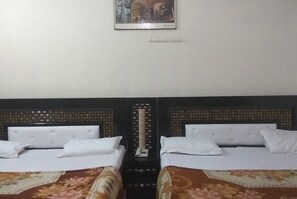 Chambre Quadruple Deluxe | 1 chambre, Wi-Fi gratuit