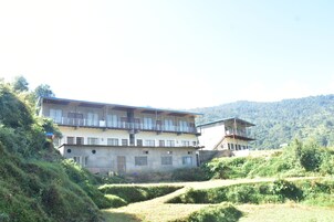 Fachada da propriedade