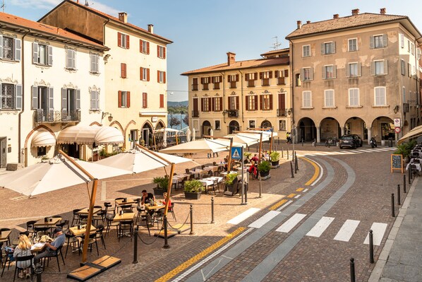Outdoor dining - Aparthotel Arona (Arona)