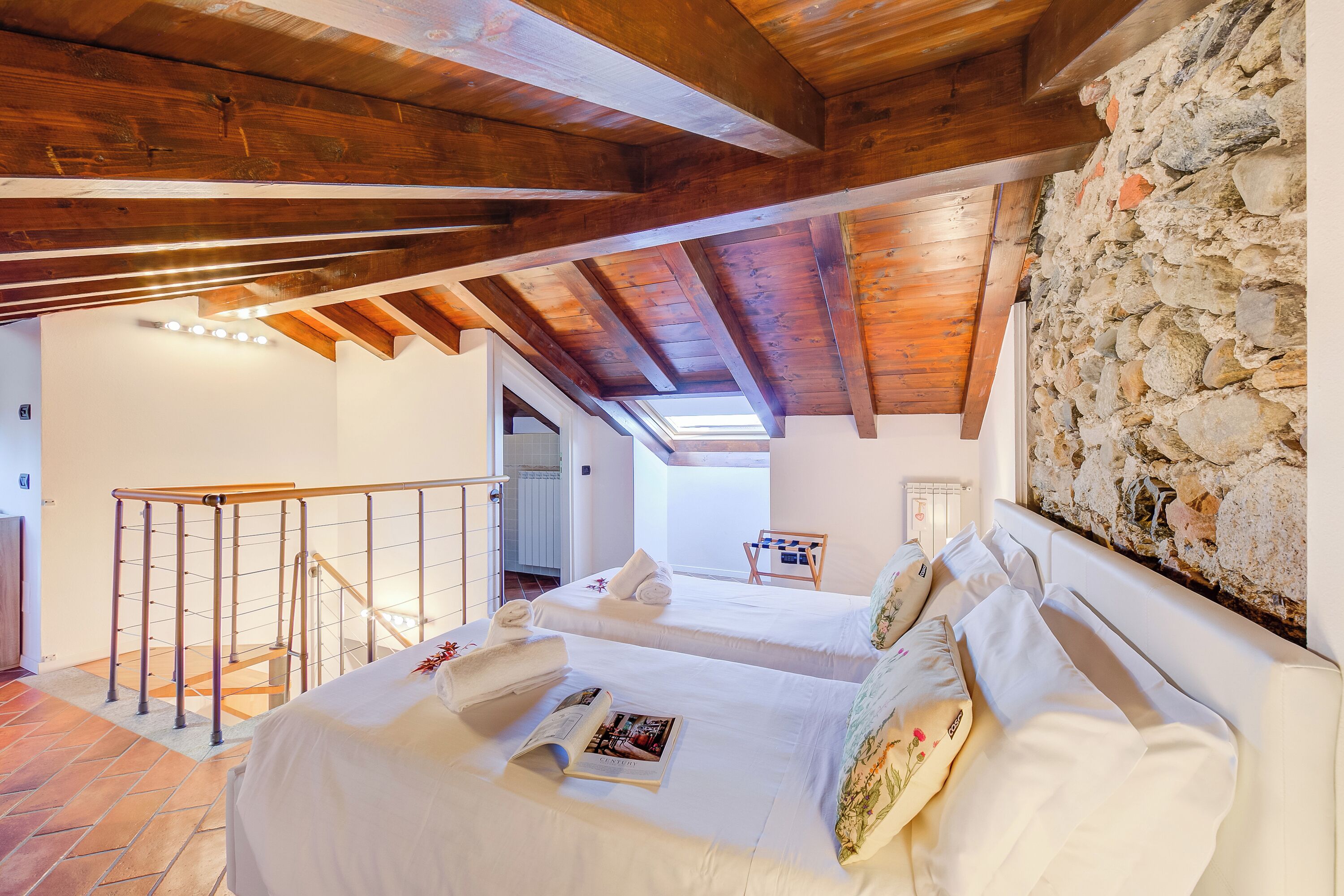 Standard-Apartment, Mehrere Schlafzimmer, 2 Bäder, Seeseite (Incanto Sul Lago Pied Dans L' Eau)