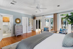 4 Schlafzimmer, Schreibtisch, Bügeleisen/Bügelbrett, kostenloses WLAN