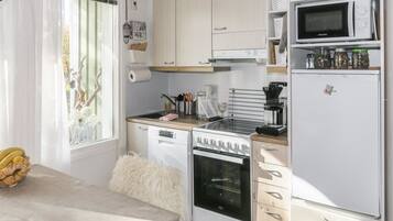 Réfrigérateur, micro-ondes, lave-vaisselle