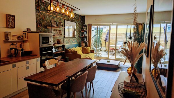 Smart TV, computer monitors, printers - Maison de Ville aux Portes de Paris, Idéale Pour les Familles (Le Pré-Saint-Gervais)