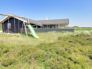 Children's area - "Thrugils" - 800m from the sea by Interhome (Henne)