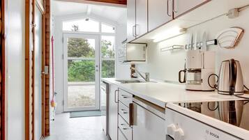 Køleskab, mikrobølgeovn, ovn, opvaskemaskine