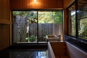 Villa Deluxe | Aguas termales