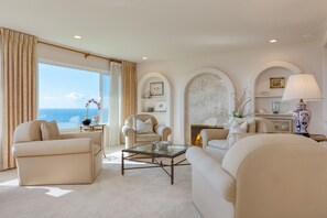 Smart TV, fireplace, offices