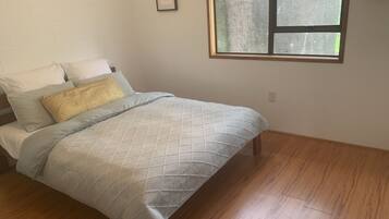 4 quartos, Wi-Fi, roupa de cama, acesso para cadeiras de rodas