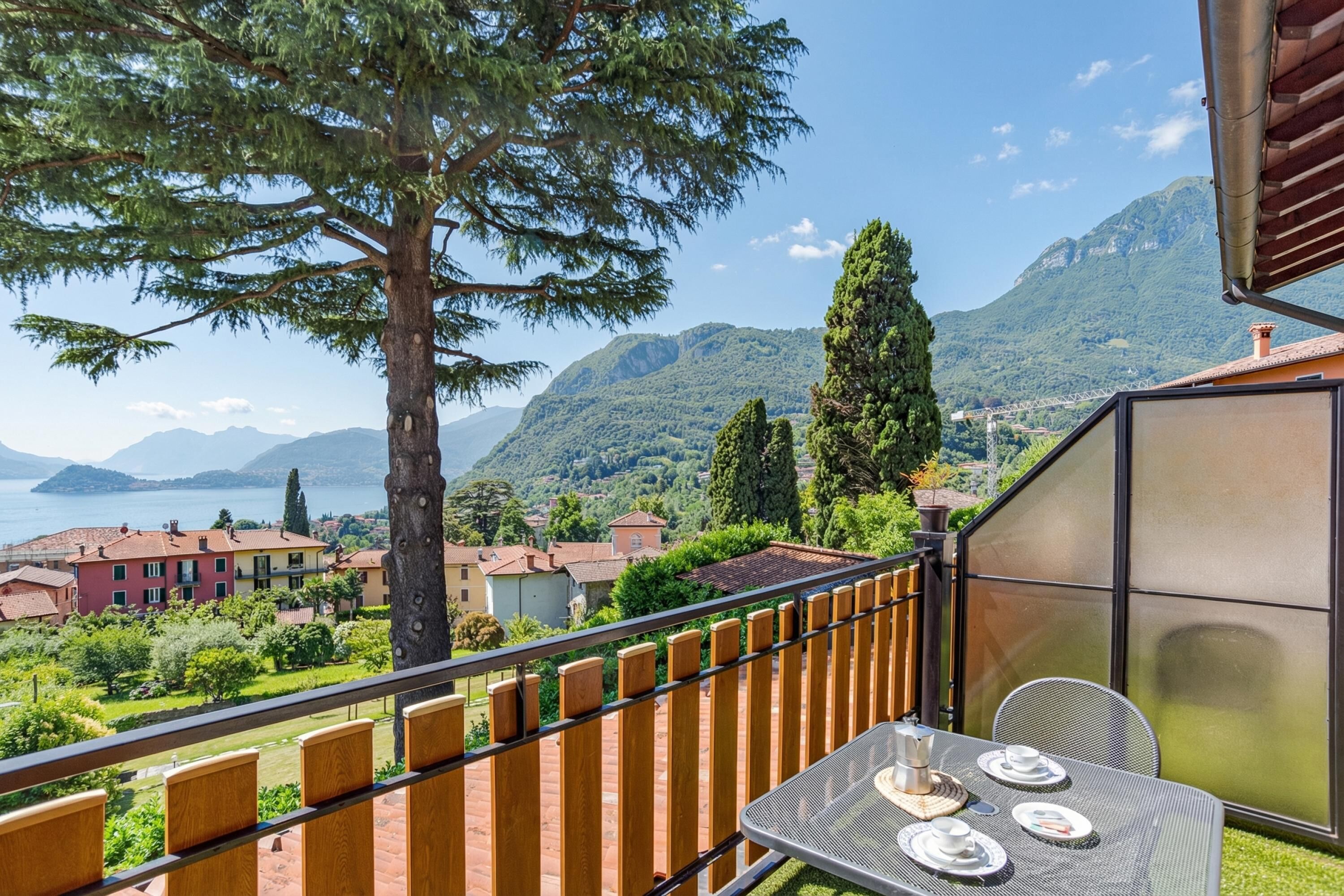 Honeymoon Apartment, Multiple Bedrooms, Mountainside (CO.RI. Appartamenti 2) | Lake view