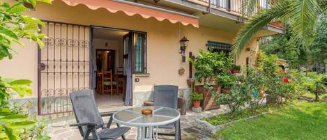 Appartement pour lune de miel, plusieurs chambres, cÎté montagne (CO.RI. Appartamenti Dependance) | Jardin