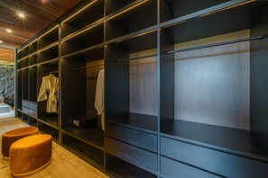 Wardrobe - Casa Infinito (Canggu)