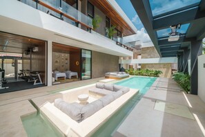 3 outdoor pools - Casa Infinito (Canggu)