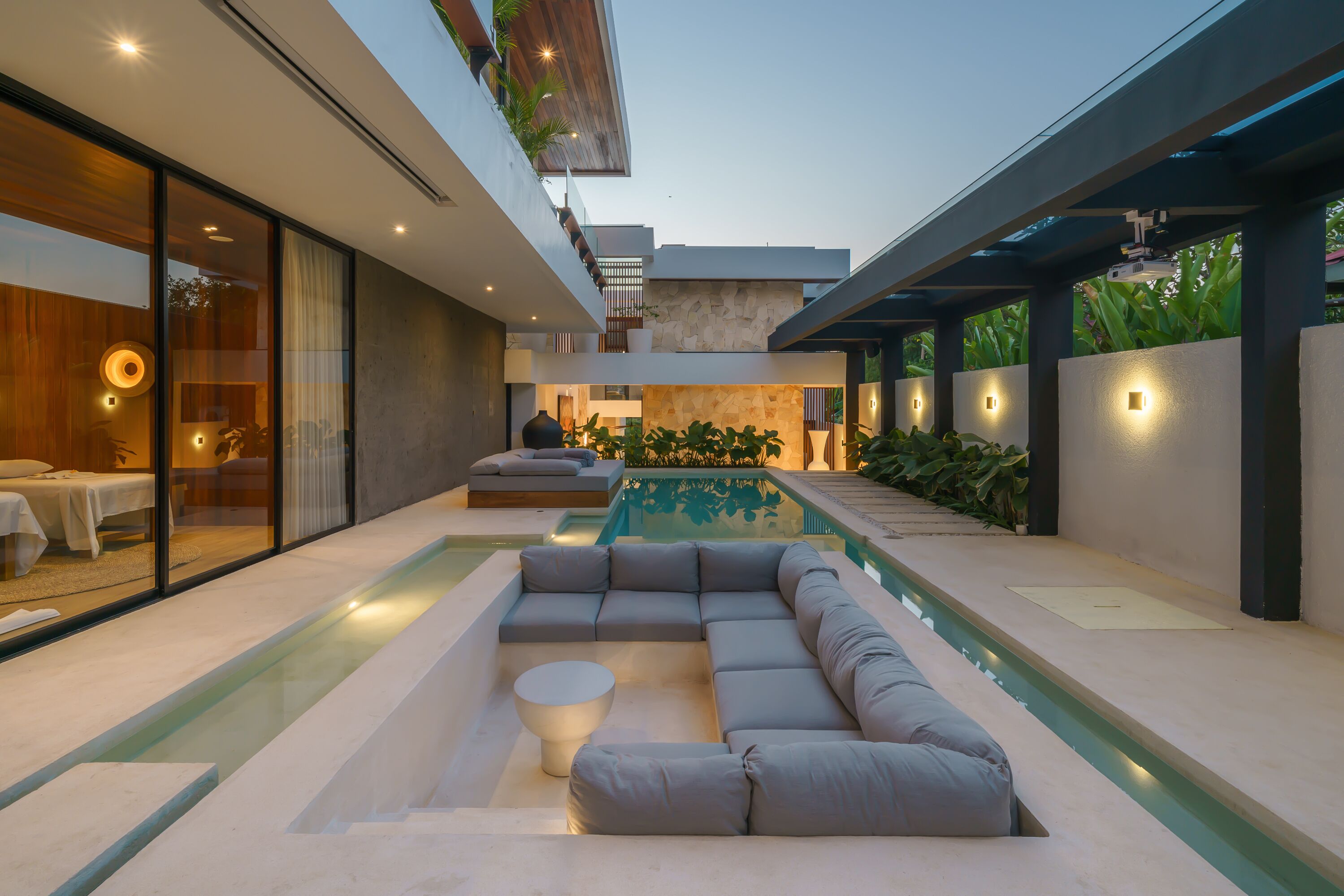 3 piscinas al aire libre